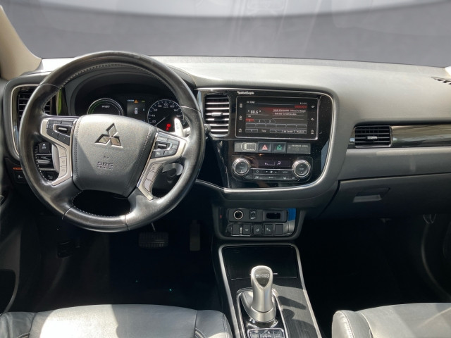 Bild 8: Mitsubishi Outlander 2,0 PHEV