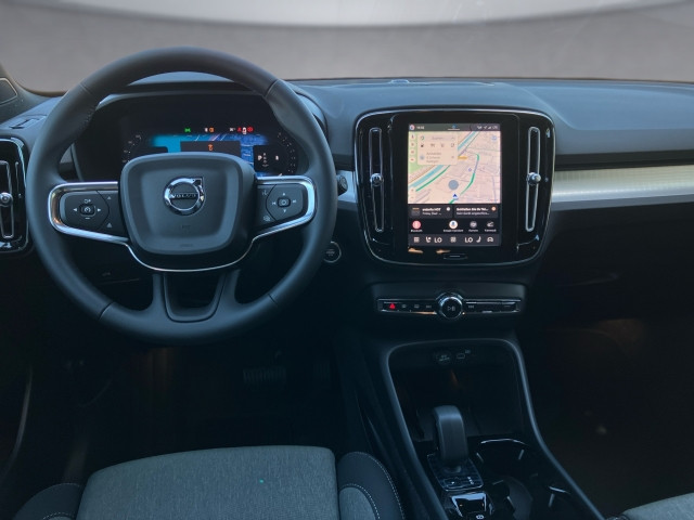 Bild 5: VOLVO PKW XC40 Plus, B3 Mild Hybrid, Benzin, Dark