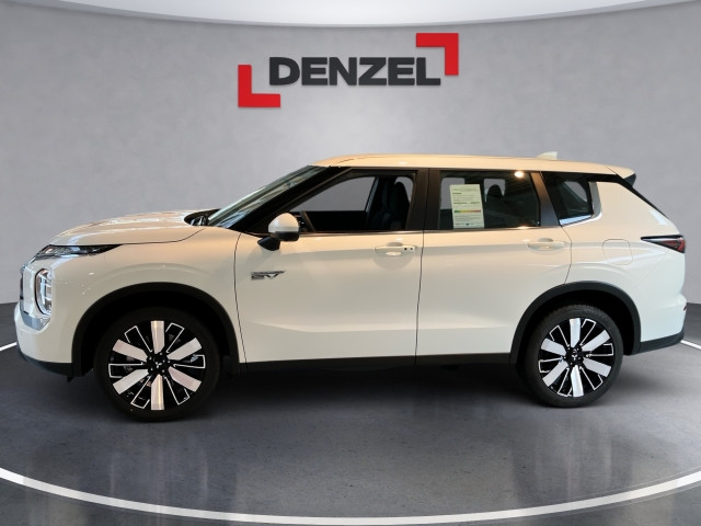 Bild 1: Mitsubishi Outlander PHEV 2,4 4WD Inform AT 25