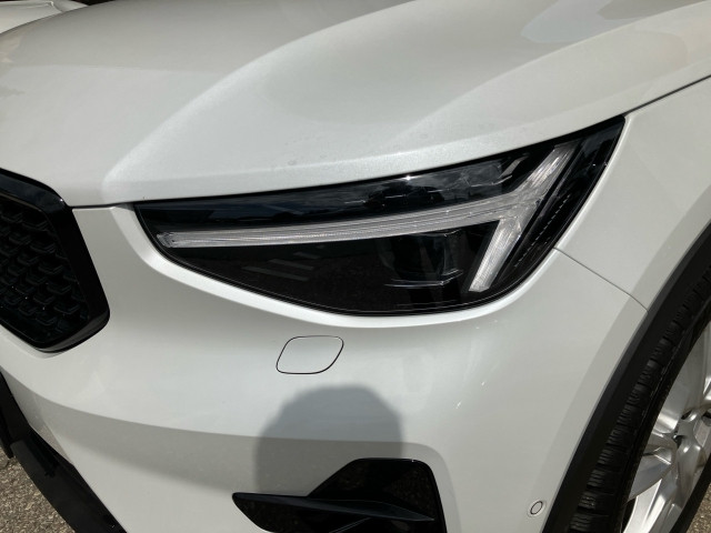 Bild 6: VOLVO PKW XC40 Plus, B3 Mild Hybrid, Benzin, Dark