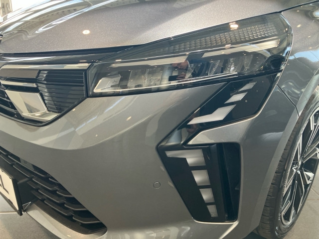 Bild 7: Mitsubishi Colt 1,6 HEV Intense S+C AT 26