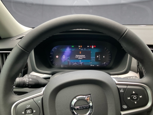 Bild 9: VOLVO PKW V60 Core, B4 Mild Hybrid, Benzin