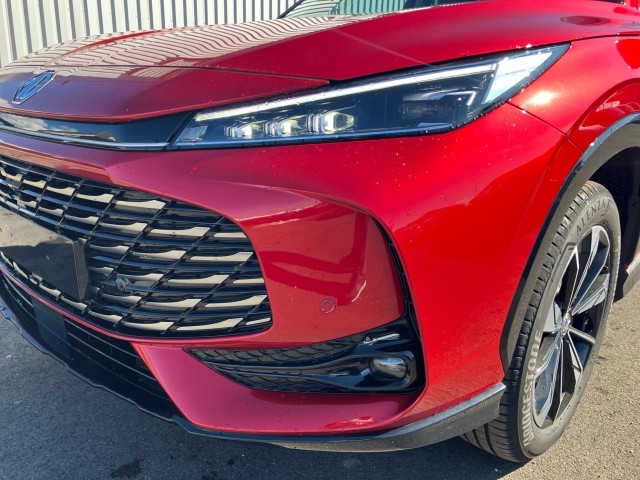 Bild 7: MG HS PHEV+ Luxury Lenkradhzg. 25.5