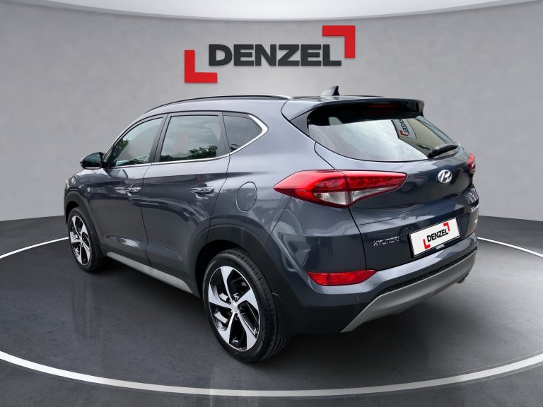 Bild 2: Hyundai Tucson 2,0 CRDI 4WD