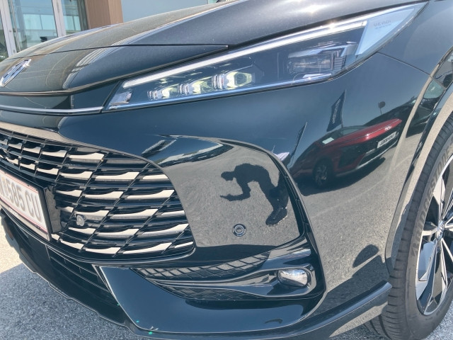 Bild 7: MG HS PHEV+ Luxury Lenkradhzg. 25.5 Österreich Paket EV/PHEV