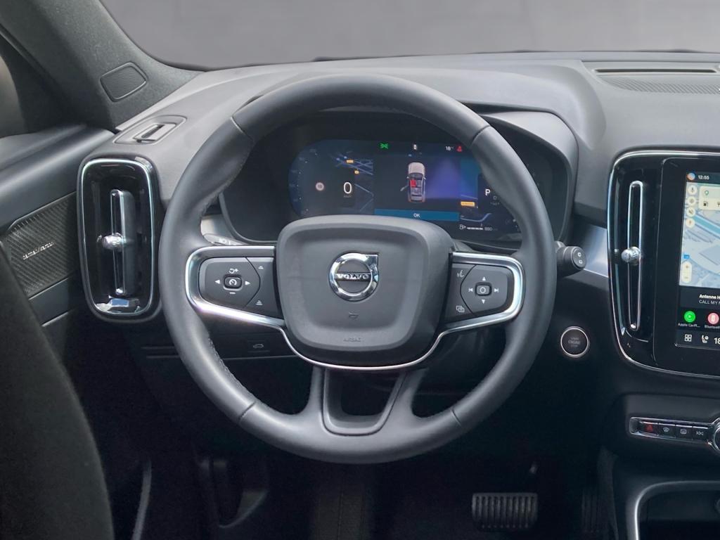 Bild 9: VOLVO PKW XC40 B3 Plus Dark Aut.