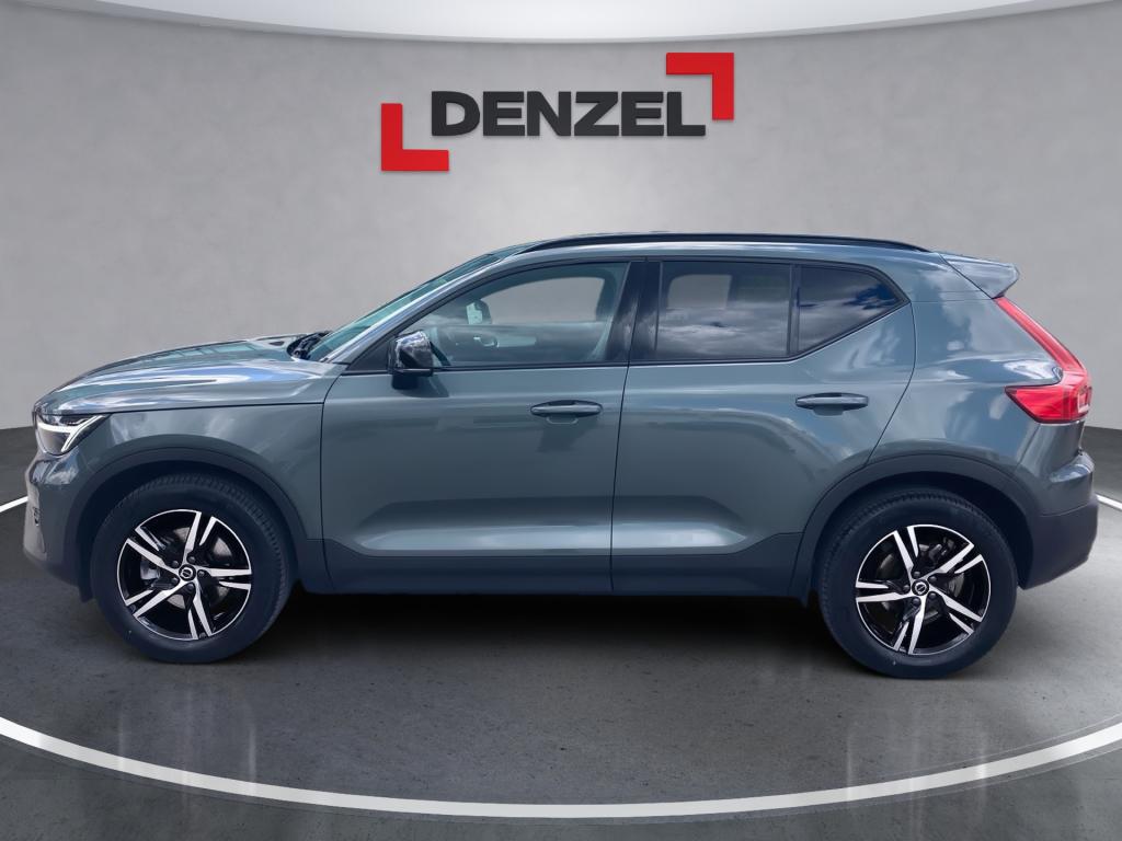 Bild 1: VOLVO PKW XC40 B3 Plus Dark Aut.