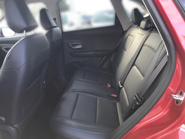 Bild 7: MG ZS HEV Luxury MY26 Österreich Paket