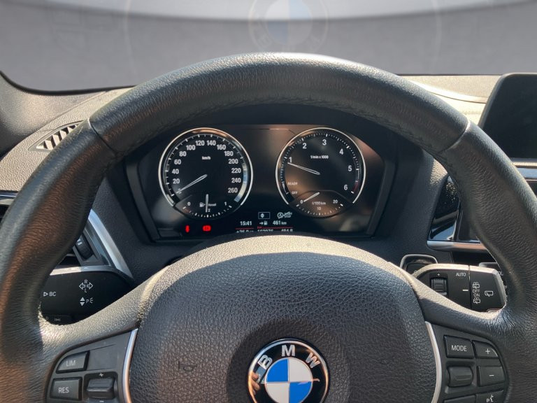 Bild 6: BMW 118d xDrive 5-Türer