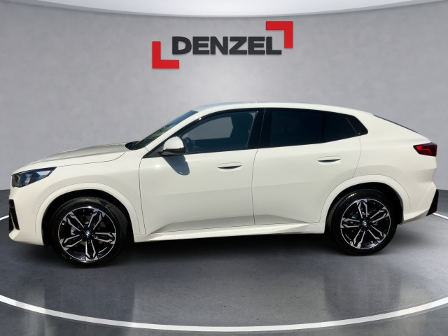 Bild 1: BMW X2 sDrive18d U10 B47