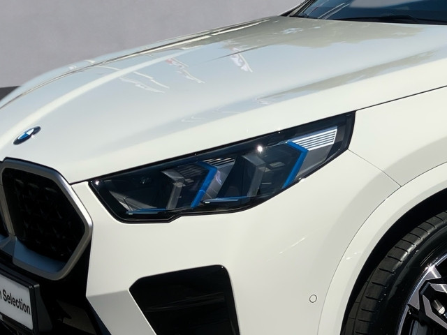 Bild 3: BMW X2 sDrive18d U10 B47
