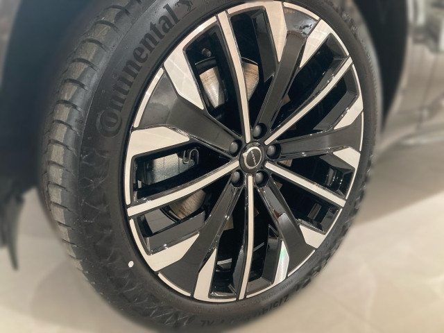 Bild 2: VOLVO PKW XC90 T8 PHEV Ultra Dark (7 Sitzer)