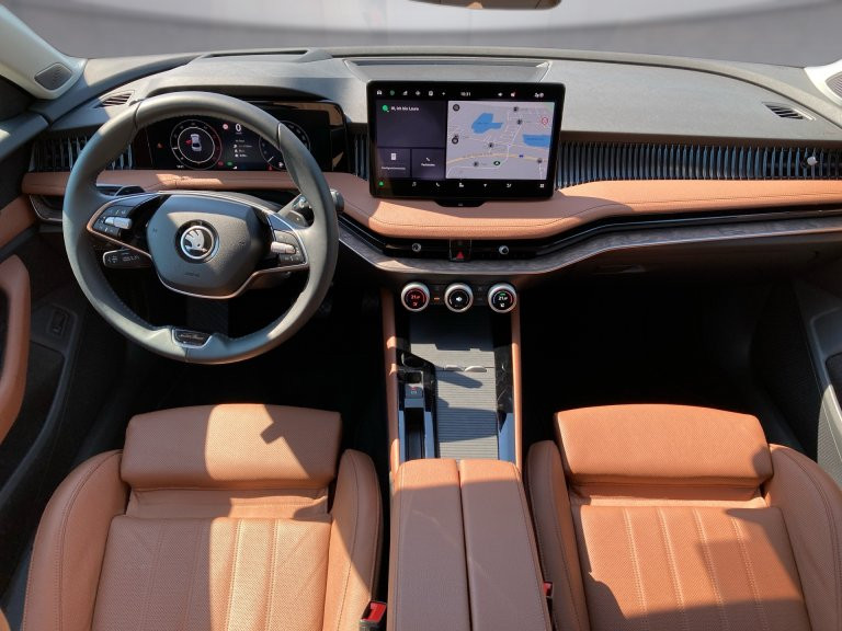Bild 8: Skoda Superb Allrad 2,0 TDI Laurin & Klement 4x4 DSG