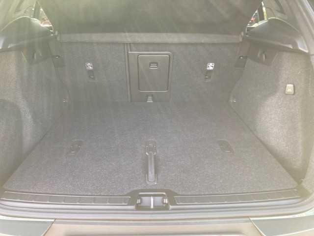Bild 12: VOLVO PKW XC40 B3 Core Aut.