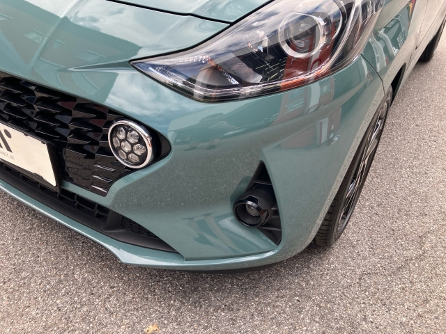 Bild 6: Hyundai i10 Edition 30 Plus