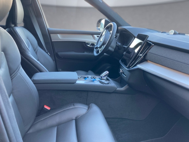 Bild 8: VOLVO PKW XC90 Black Edition Ultra, T8 AWD Plug-in Hybrid, Elektrisch/