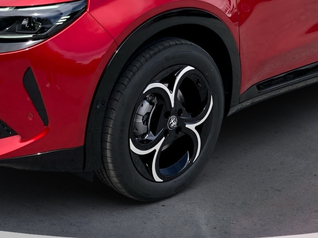Bild 5: Alfa Junior Ibrida 1.2 Hybrid eDCT6