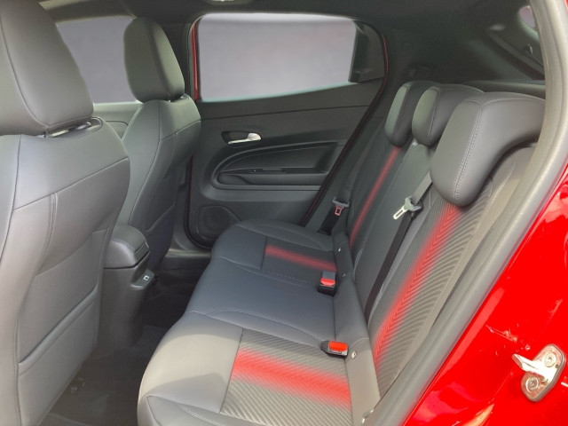 Bild 9: Alfa Junior Ibrida 1.2 Hybrid eDCT6