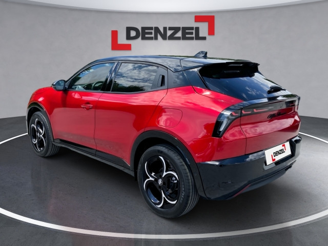 Bild 3: Alfa Junior Ibrida 1.2 Hybrid eDCT6
