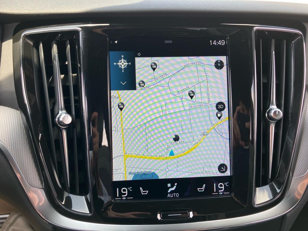 Bild 13: VOLVO PKW V60 T8 AWD Recharge PHEV R-Design