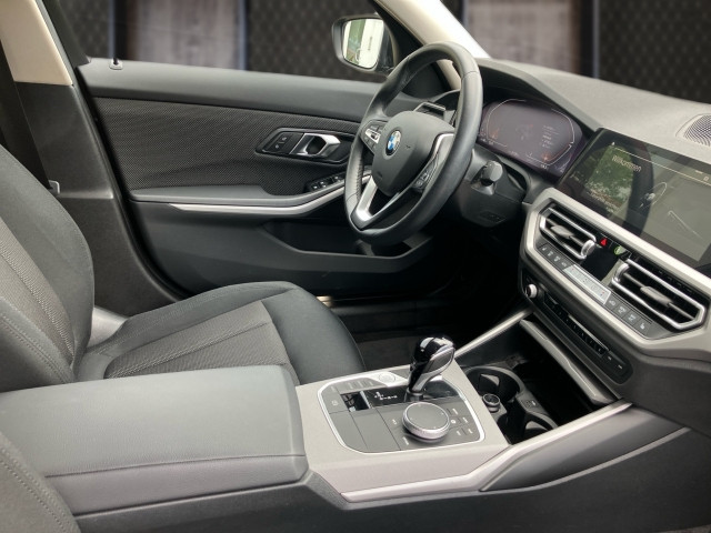 Bild 10: BMW 320d xDrive 48V Mild