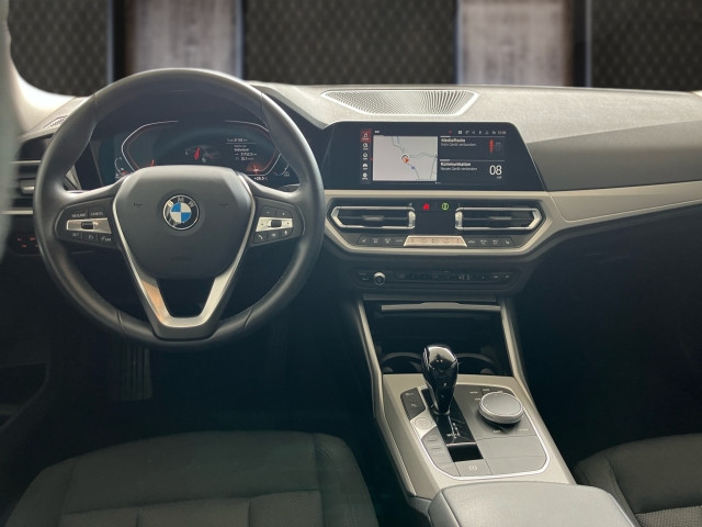 Bild 8: BMW 320d xDrive 48V Mild