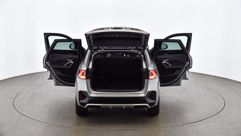 Bild 11: BMW X1 sDrive18i U11 B38
