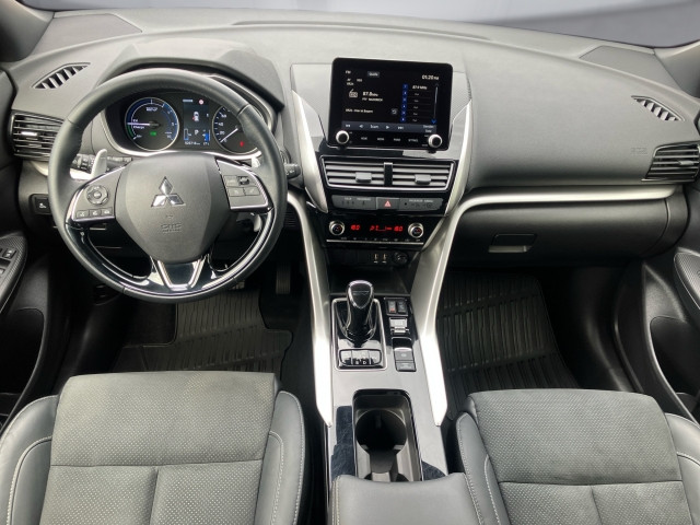 Bild 8: Mitsubishi Eclipse Cross Intense+ PHEV 4WD AT