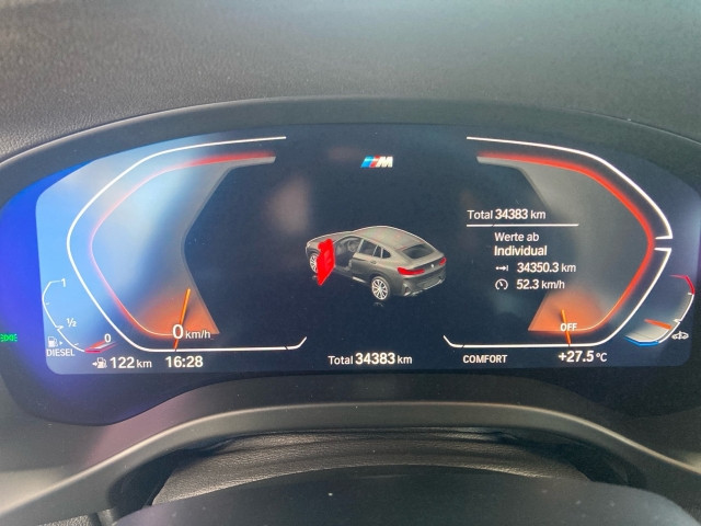 Bild 13: BMW X4 xDrive 30d 48 V A