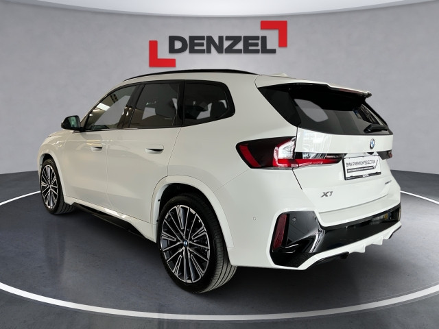 Bild 3: BMW X1 sDrive20i U11 B38