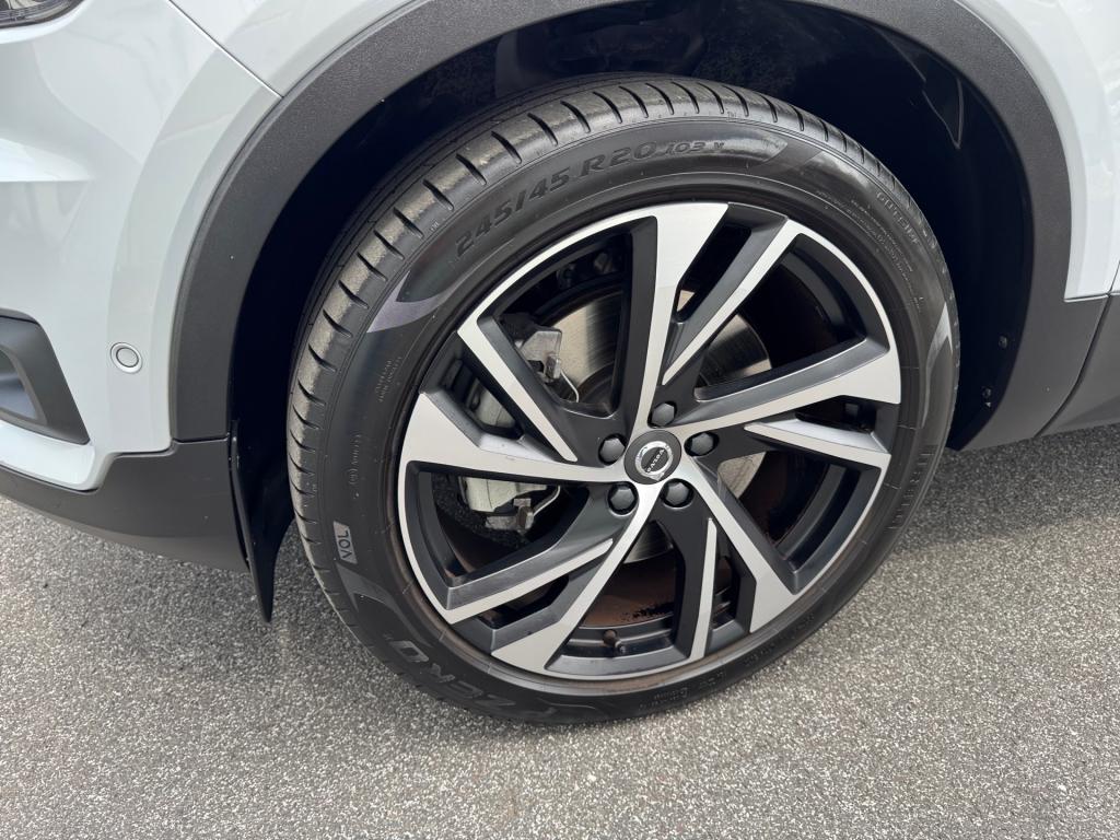 Bild 7: VOLVO PKW XC40 T4 Recharge PHEV R-Design