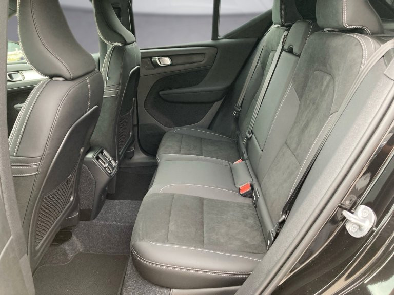 Bild 11: VOLVO PKW XC40 B3 Mild Hybrid Core