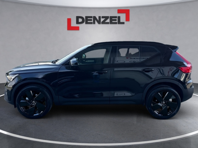 Bild 1: VOLVO PKW XC40 Black Edition Plus, B3 Mild Hybrid, Benzin
