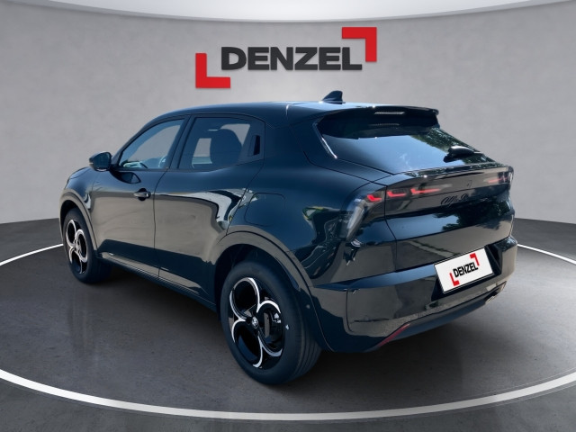 Bild 2: Alfa Junior Ibrida 1.2 Hybrid eDCT6
