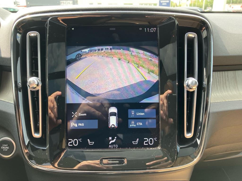 Bild 13: VOLVO PKW XC40 T3 Automatik INSCRIPTION