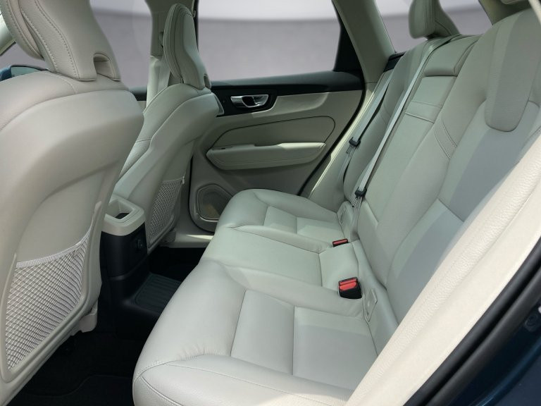 Bild 11: VOLVO PKW XC60 T6 Recharge AWD