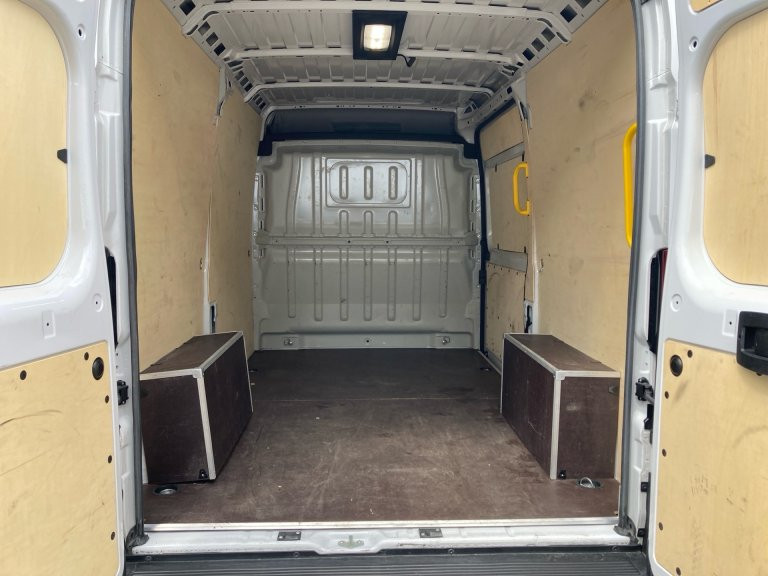 Bild 12: Fiat Transporter Ducato 35+ L2H2 Blue