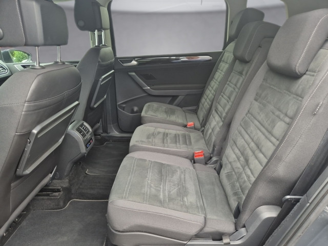 Bild 11: VW Touran Highline 2,0