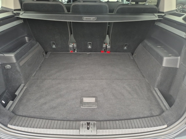Bild 12: VW Touran Highline 2,0
