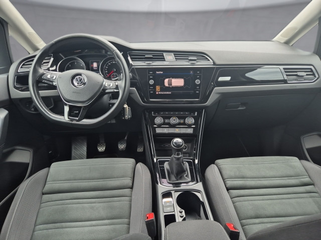 Bild 8: VW Touran Highline 2,0