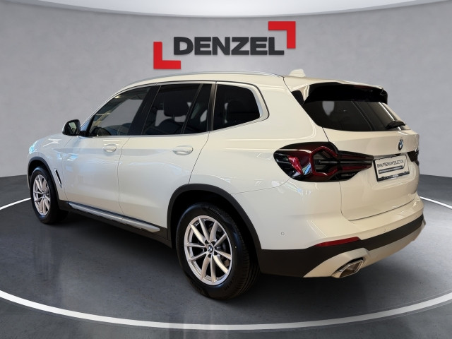 Bild 2: BMW X3 xDrive 20d 48V Au