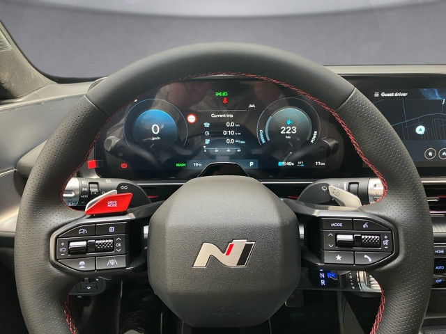 Bild 9: Hyundai IONIQ 6 N Line 84 kWh 4WD