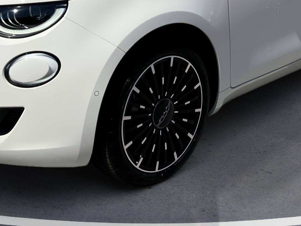 Bild 7: Fiat 500e Cabrio La Prima