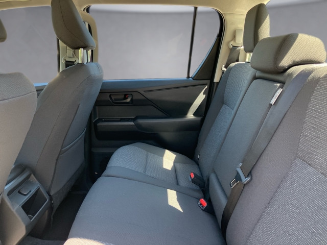 Bild 11: Toyota Hilux Double Cab Duty 2,8L Diesel Mild Hybrid 6-St