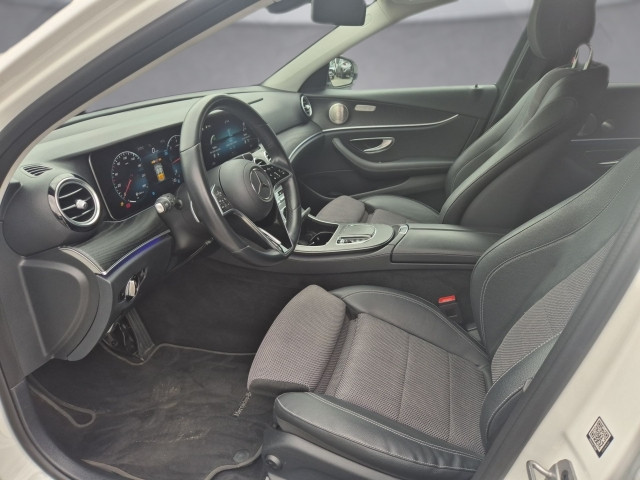 Bild 10: Mercedes E 220 d T 4Matic Aut.