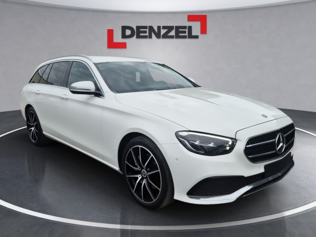 Bild 5: Mercedes E 220 d T 4Matic Aut.