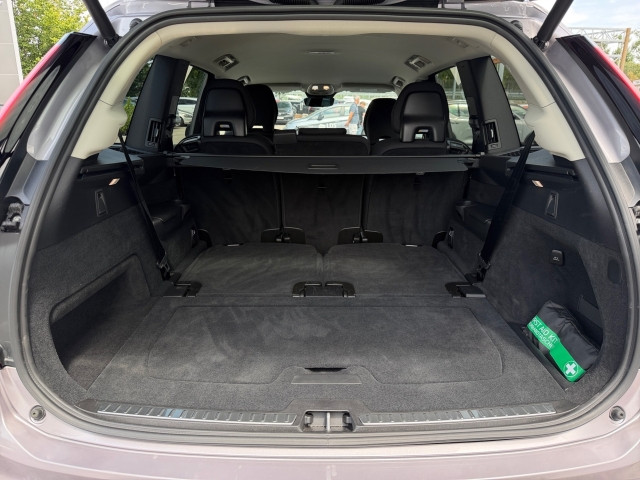 Bild 9: VOLVO PKW XC90 T8 Plug-In Hybrid Ultra Dark