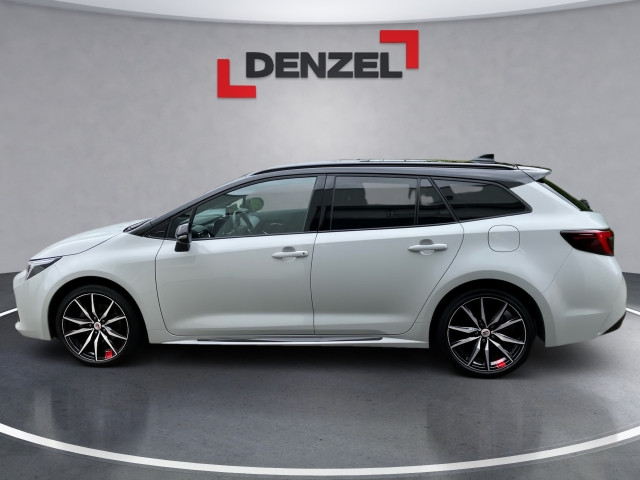 Bild 1: Toyota Corolla 2,0 Touring