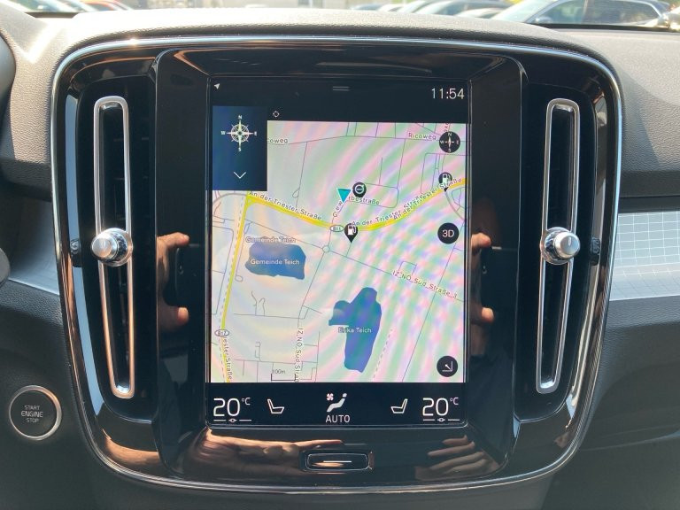 Bild 13: VOLVO PKW XC40 T5 PHEV FWD Momentum Pro Aut.