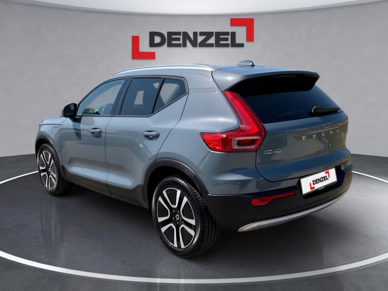 Bild 2: VOLVO PKW XC40 T5 PHEV FWD Momentum Pro Aut.